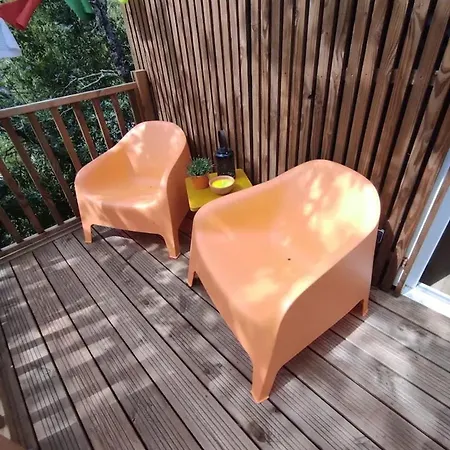 A Verfeil Avec Piscine Partagee * Lavaur (Tarn)